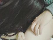 卡哇伊网红嫩妹酒店疯狂操3P超刺激 轮操无毛小嫩逼白浆淫水流 两根鸡巴轮流塞嘴吮吸