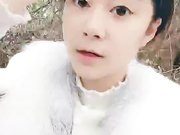 因为疫情大学迟迟没开学寂寞的大学生情侣上完网课到茶园野战